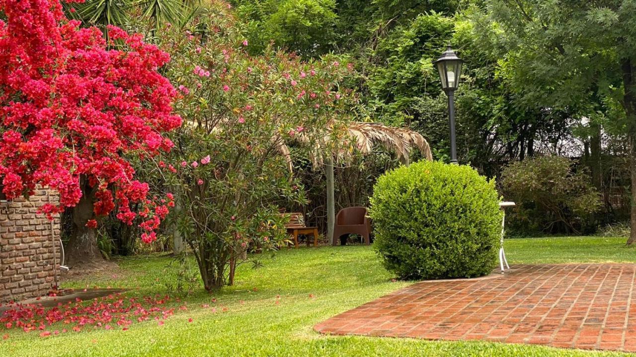 Ruda Lodge Exclusive Bed & Breakfast General Rodríguez Exterior photo